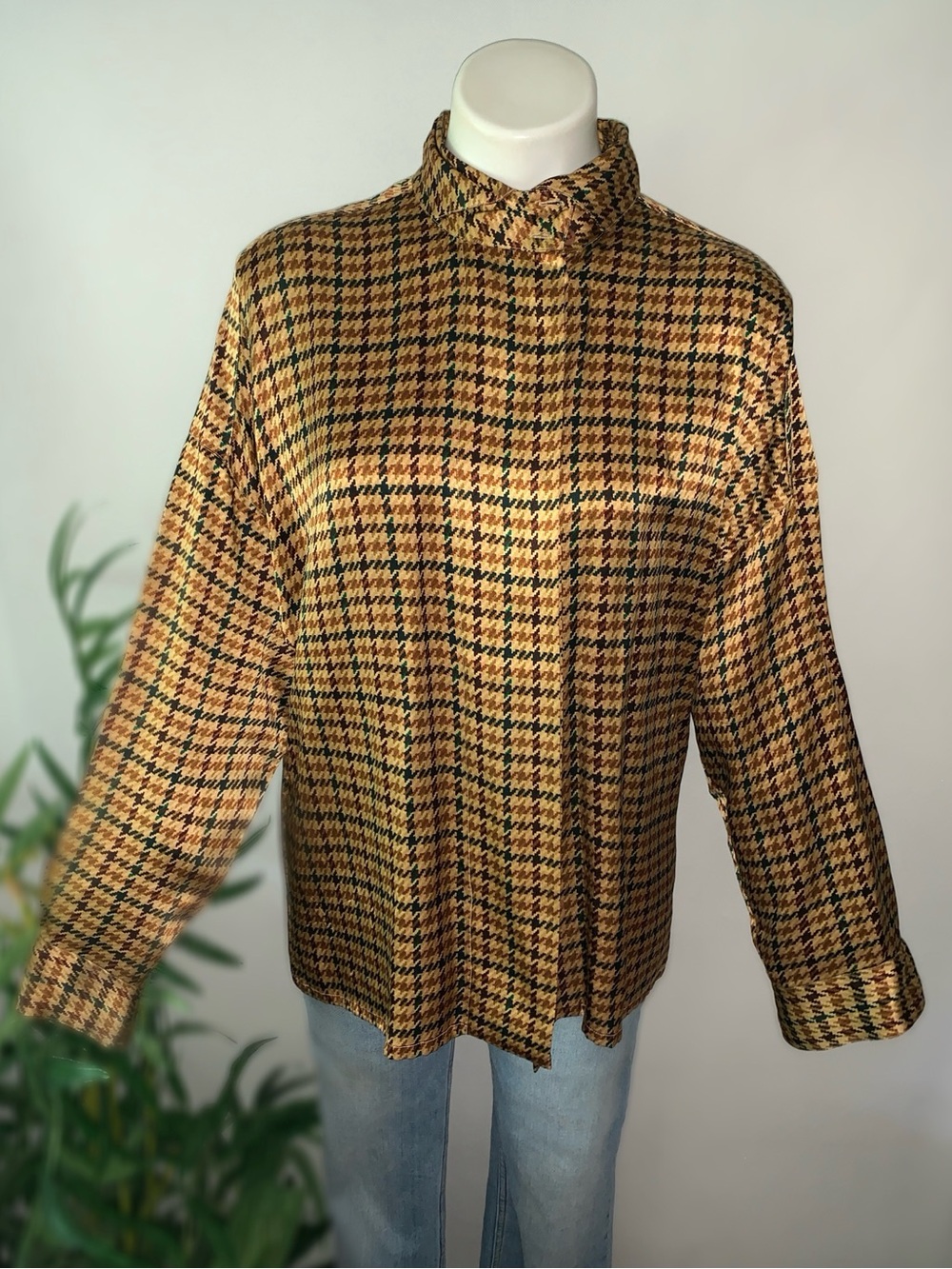 s i l k :: Vintage 100% Silk Bow Neck Tie Houndstooth Blouse - Picture 10 of 11